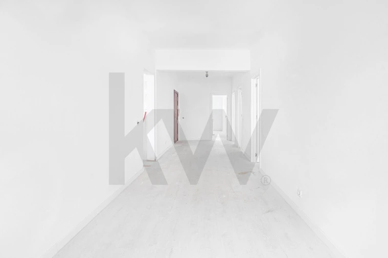 Apartamento T3 para Venda em Seixal, Arrentela e Aldeia de Paio Pires Foto 3