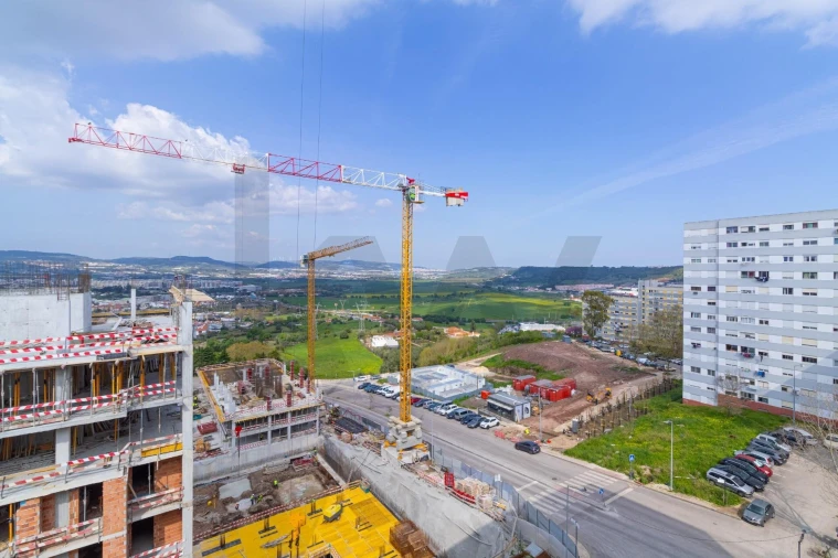 Apartamento T2 para Venda em Santo António dos Cavaleiros e Frielas Foto 13