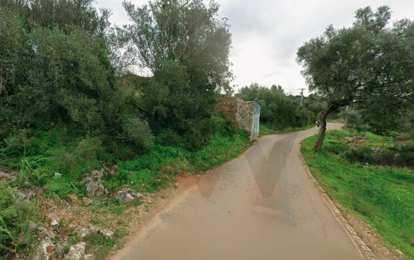 Terreno para Venda em Estômbar e Parchal Foto 2