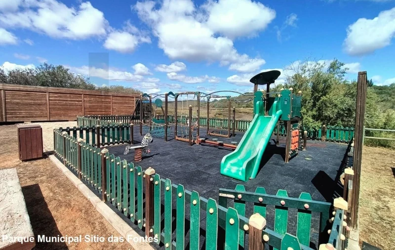 Terreno para Venda em Estômbar e Parchal Foto 6
