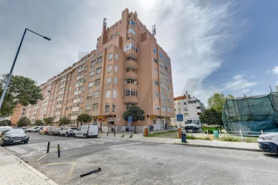 Apartamento T2 para Venda em Rio de Mouro