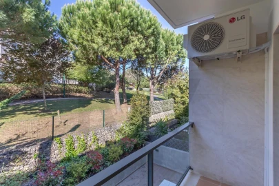 Moradia T4 para Arrendamento em Barcarena