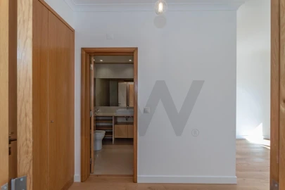 Moradia T4 para Arrendamento em Barcarena