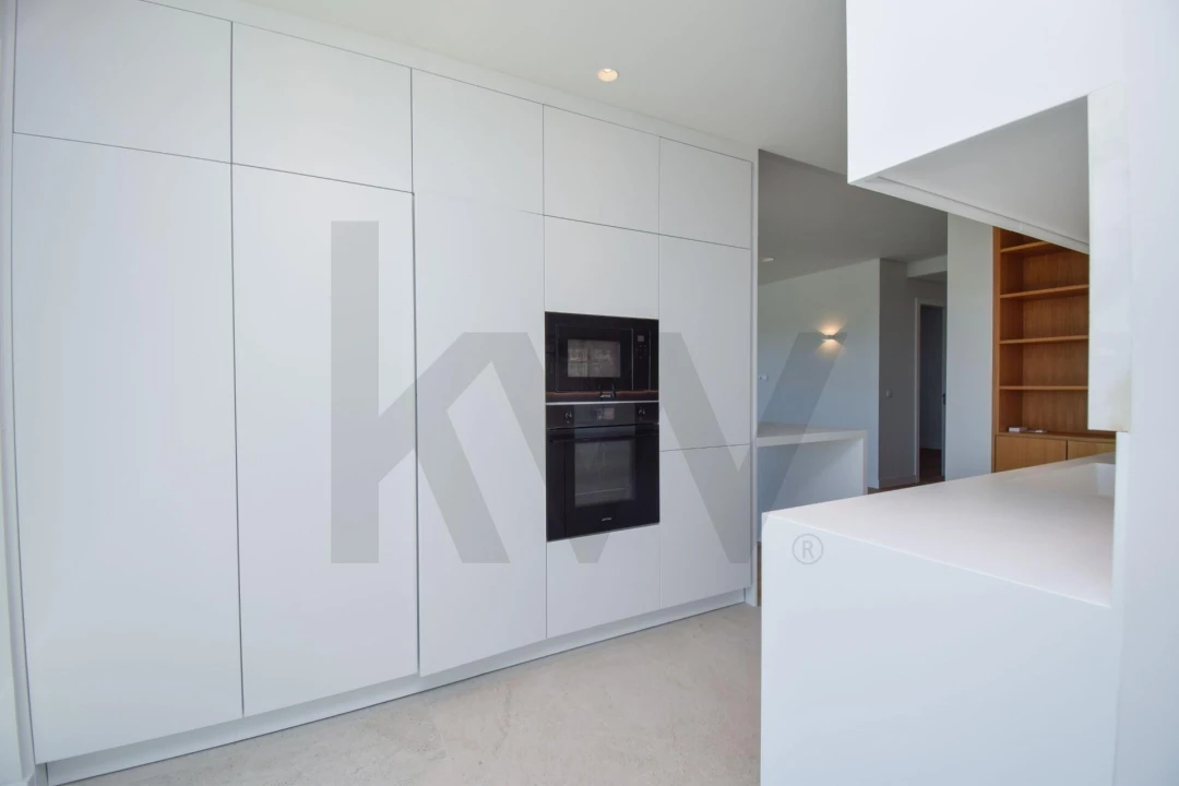 Apartamento T1 para Venda em Carcavelos e Parede Foto 34