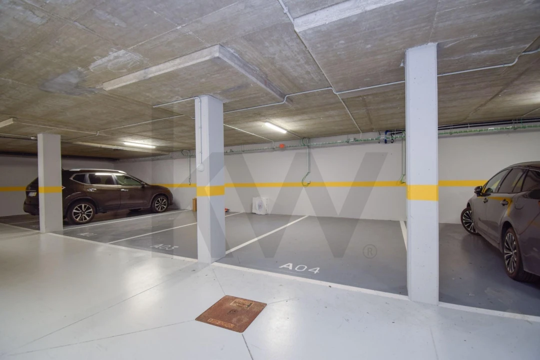 Apartamento T1 para Venda em Carcavelos e Parede Foto 35