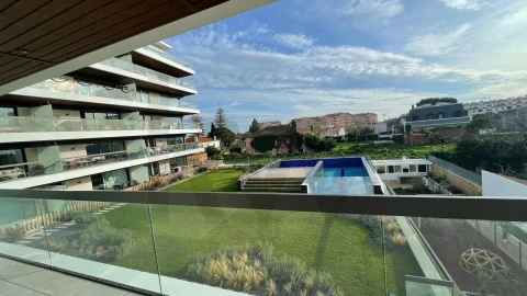 Apartamento T1 para Venda em Carcavelos e Parede