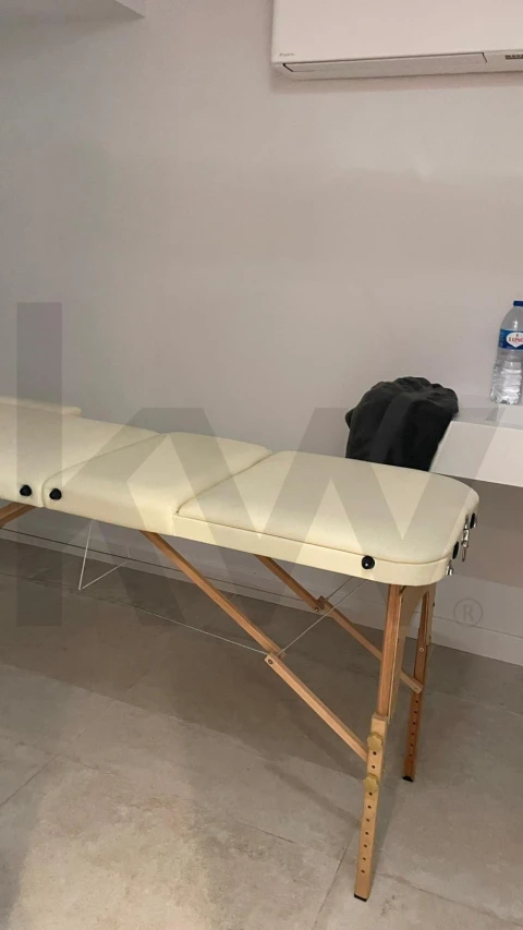 Apartamento T1 para Venda em Carcavelos e Parede