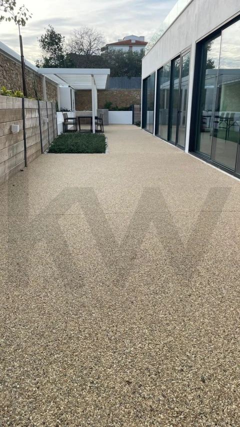 Apartamento T1 para Venda em Carcavelos e Parede