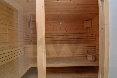 Apartamento T1 para Venda em Carcavelos e Parede