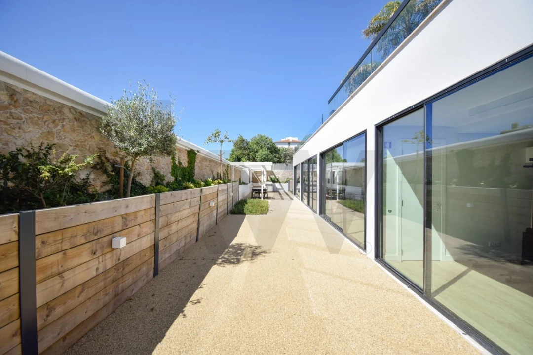 Apartamento T1 para Venda em Carcavelos e Parede Foto 36
