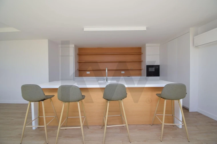 Apartamento T1 para Venda em Carcavelos e Parede Foto 41
