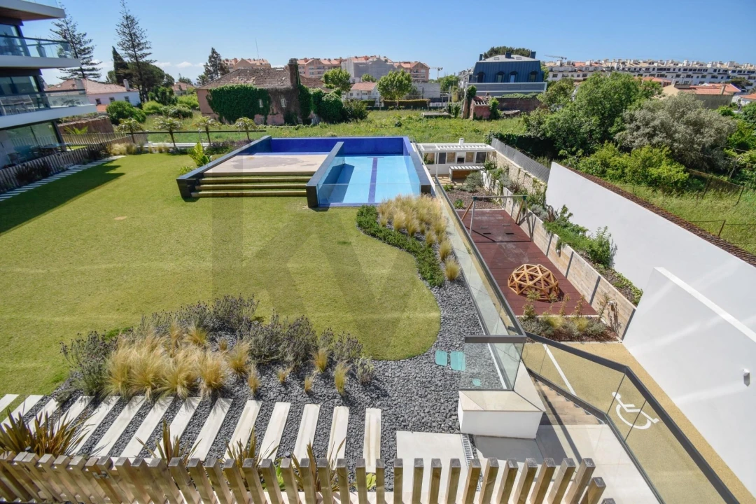 Apartamento T1 para Venda em Carcavelos e Parede Foto 29