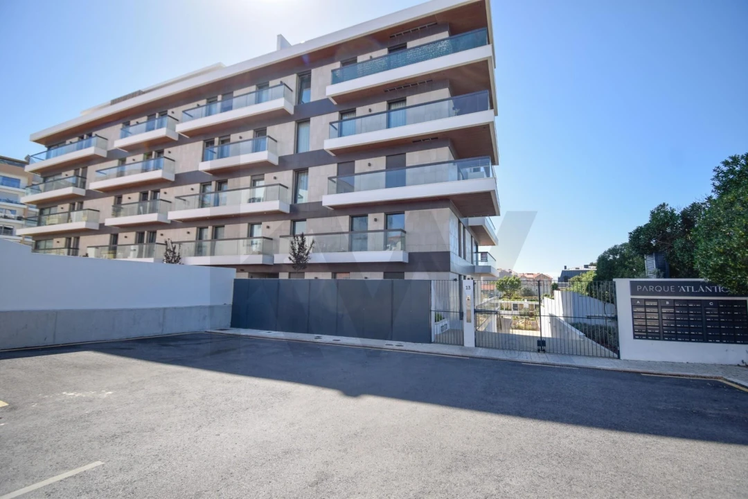 Apartamento T1 para Venda em Carcavelos e Parede Foto 1