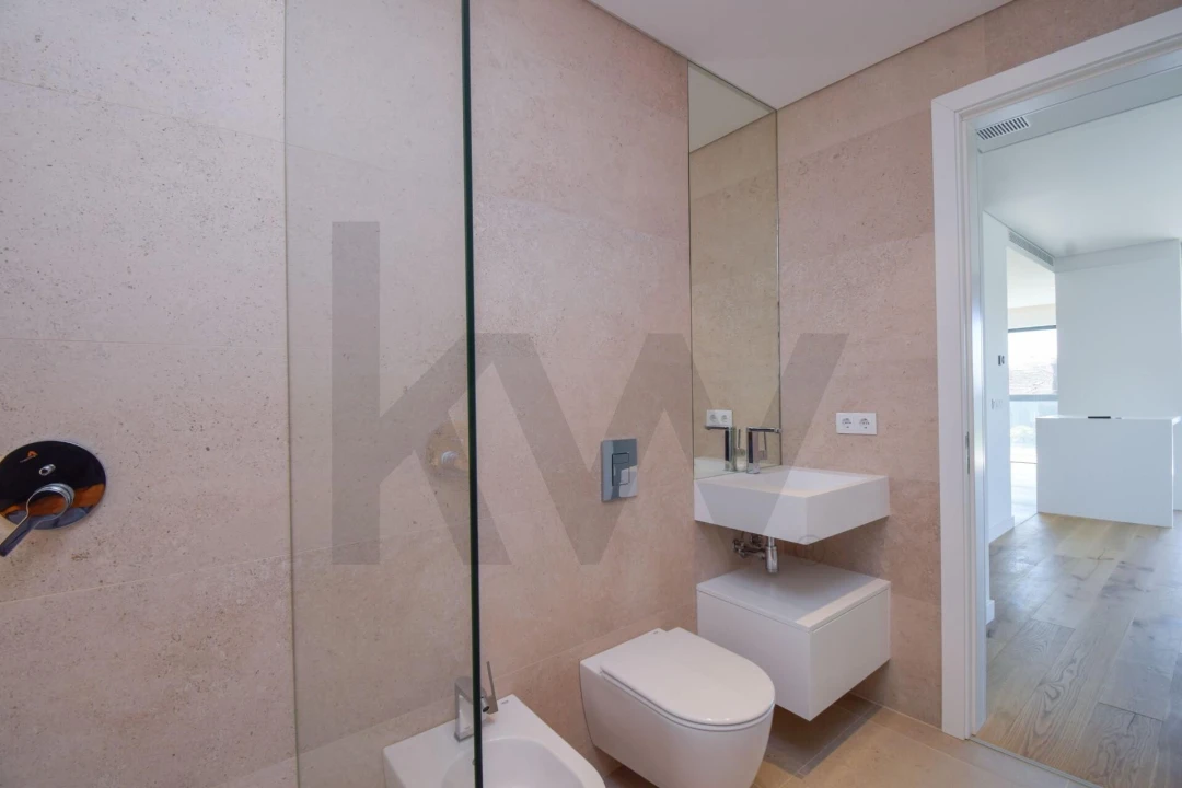 Apartamento T1 para Venda em Carcavelos e Parede Foto 11