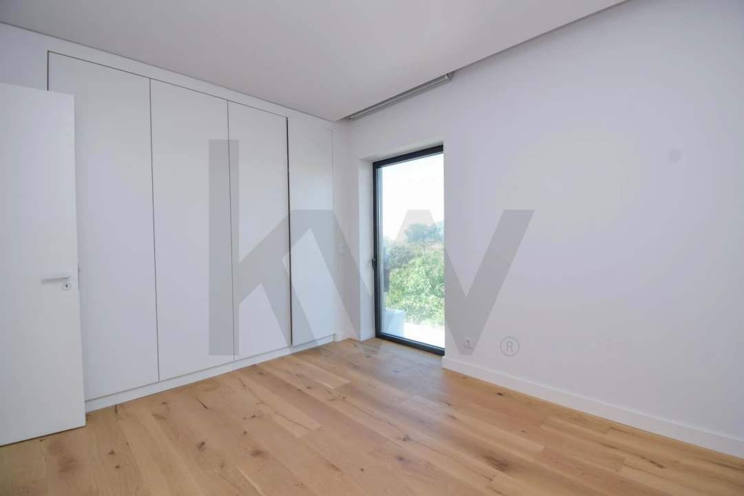 Apartamento T1 para Venda em Carcavelos e Parede Foto 13