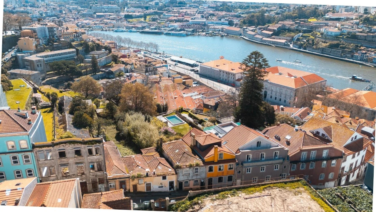 Moradia T3 para Venda em Cedofeita, Santo Ildefonso, Sé, Miragaia, São Nicolau e Vitória Foto 1