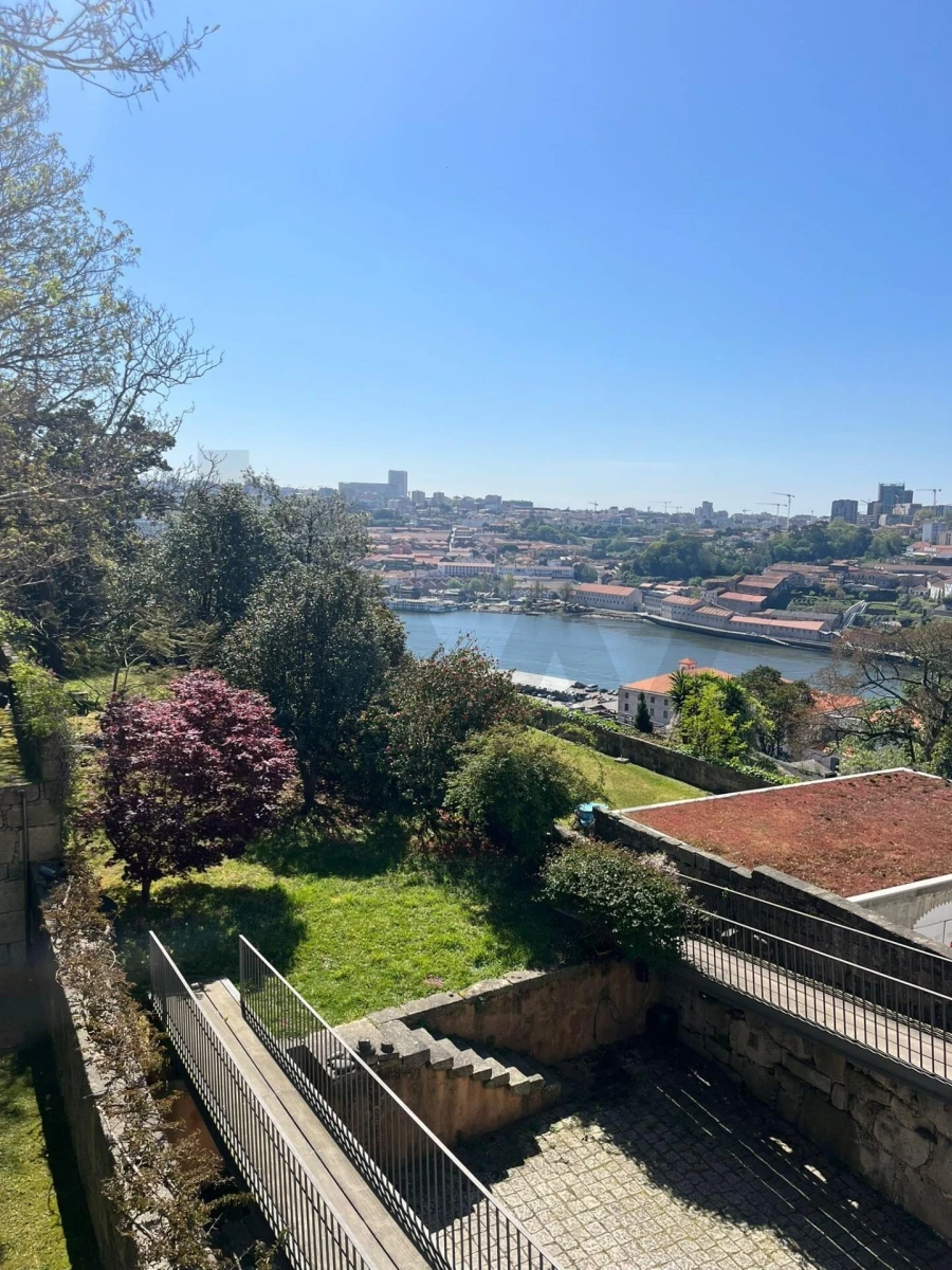 Moradia T3 para Venda em Cedofeita, Santo Ildefonso, Sé, Miragaia, São Nicolau e Vitória Foto 20