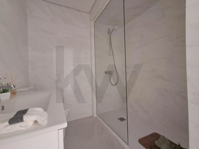 Apartamento T3 para Venda em Benfica Foto 19