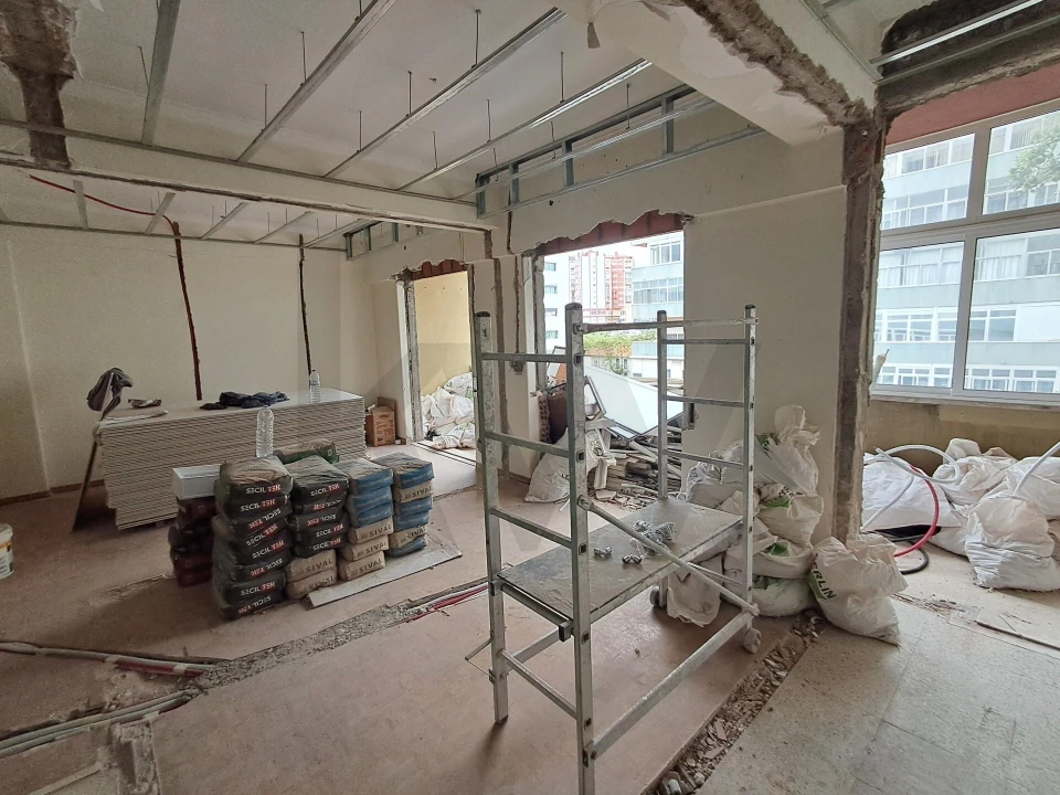 Apartamento T3 para Venda em Benfica Foto 22