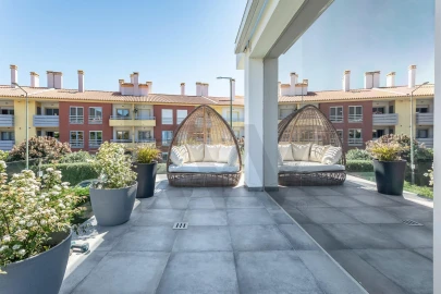 Moradia T5 para Venda em São João das Lampas e Terrugem