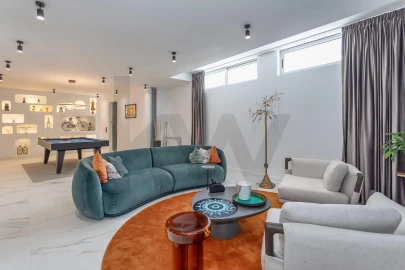 Moradia T5 para Venda em São João das Lampas e Terrugem