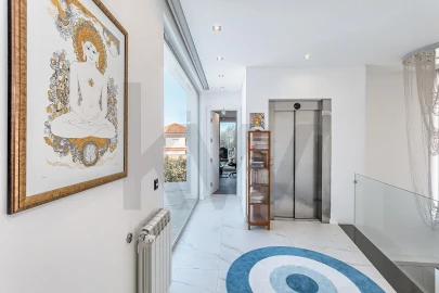 Moradia T5 para Venda em São João das Lampas e Terrugem