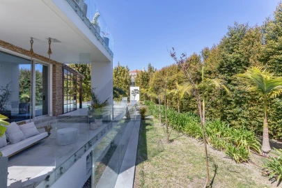 Moradia T5 para Venda em São João das Lampas e Terrugem