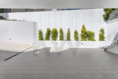 Moradia T5 para Venda em São João das Lampas e Terrugem