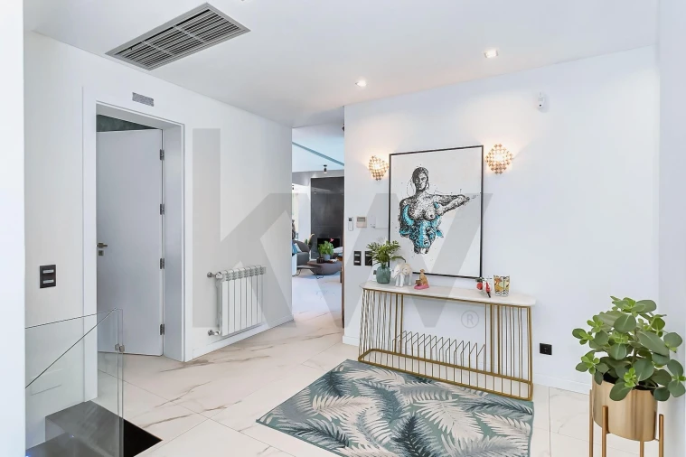 Moradia T5 para Venda em São João das Lampas e Terrugem Foto 13