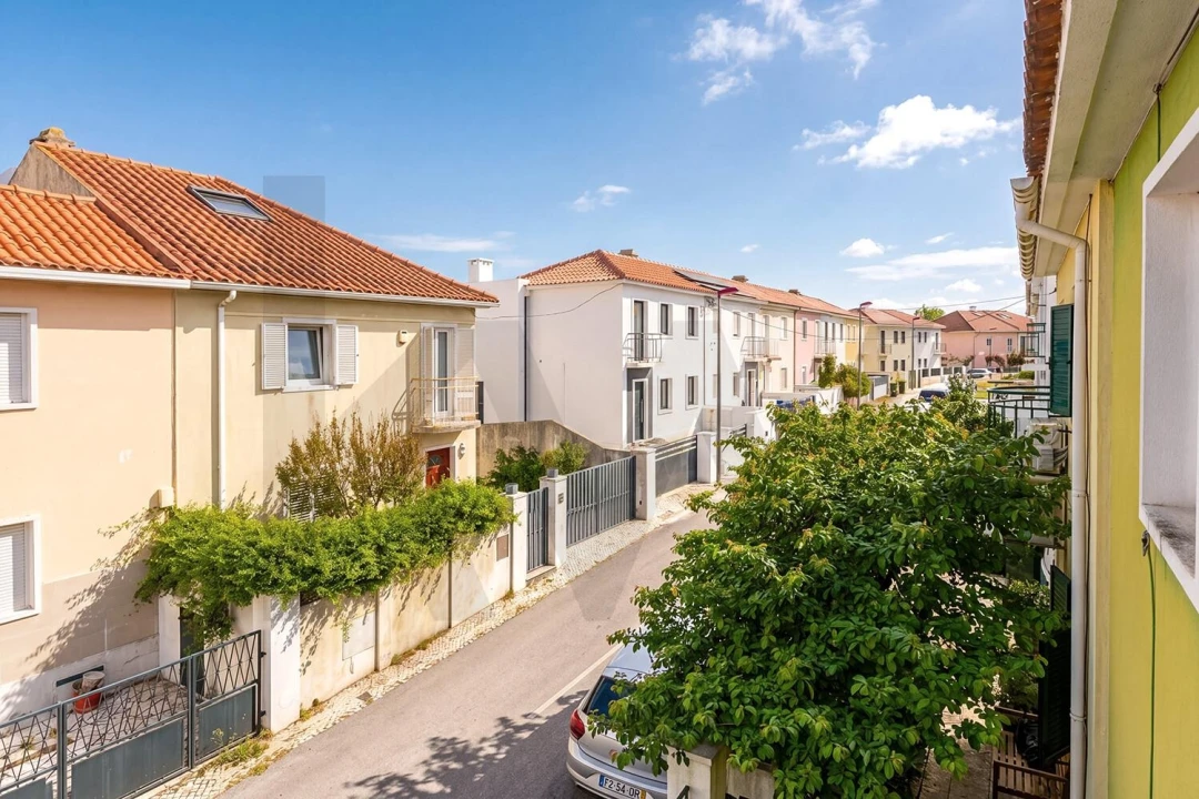 Moradia T2 para Venda em Benfica Foto 3