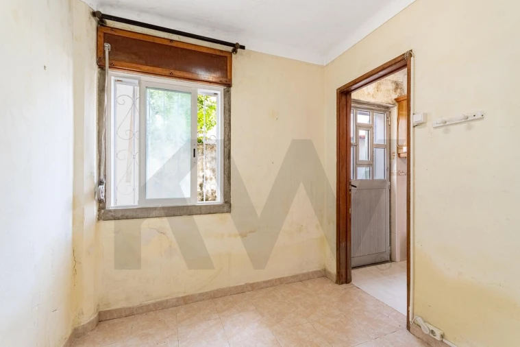 Moradia T2 para Venda em Benfica Foto 11