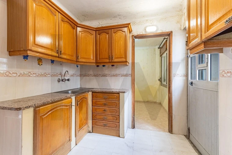 Moradia T2 para Venda em Benfica Foto 6