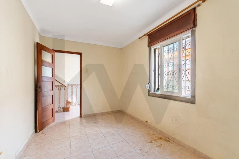 Moradia T2 para Venda em Benfica Foto 9