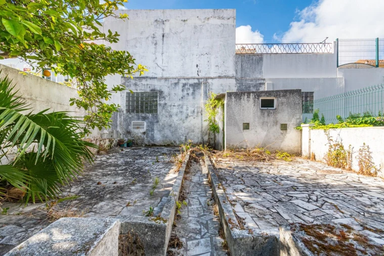 Moradia T2 para Venda em Benfica Foto 21