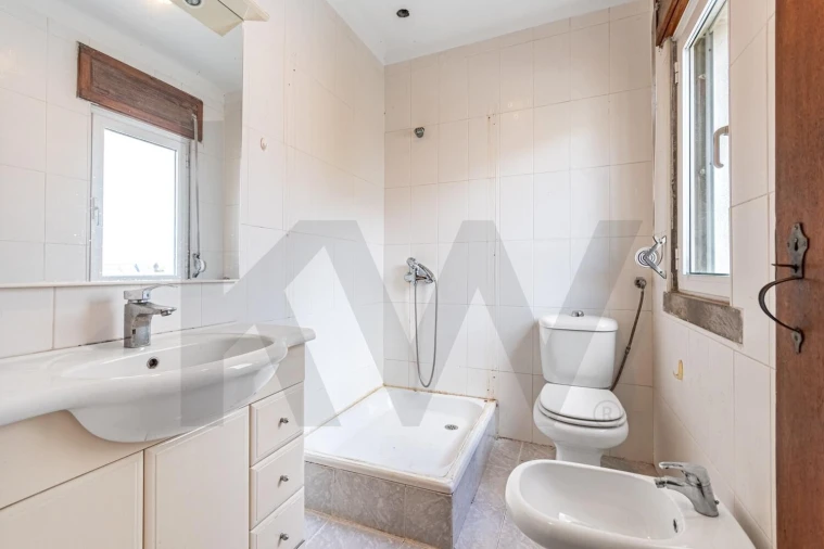 Moradia T2 para Venda em Benfica Foto 18