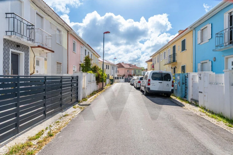 Moradia T2 para Venda em Benfica Foto 25