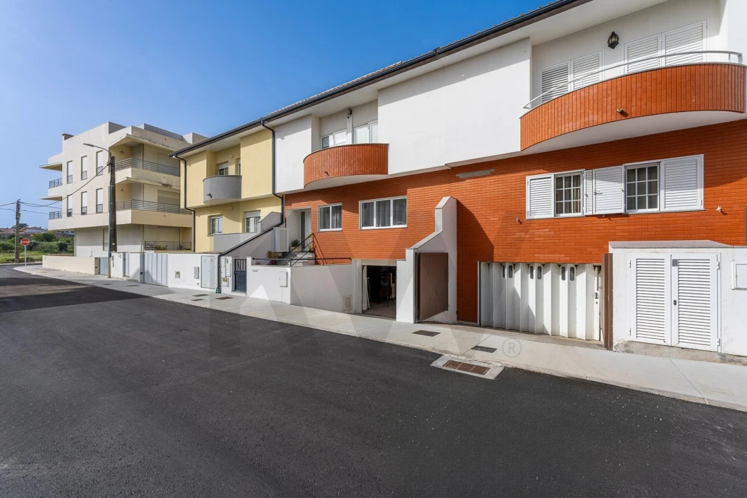 Moradia T4 para Venda em Vila Praia de Ancora Foto 33