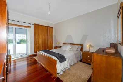 Moradia T4 para Venda em Vila Praia de Ancora