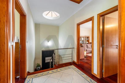 Moradia T4 para Venda em Vila Praia de Ancora