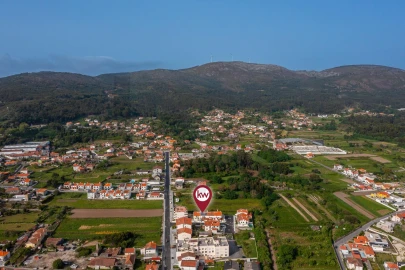 Moradia T4 para Venda em Vila Praia de Ancora