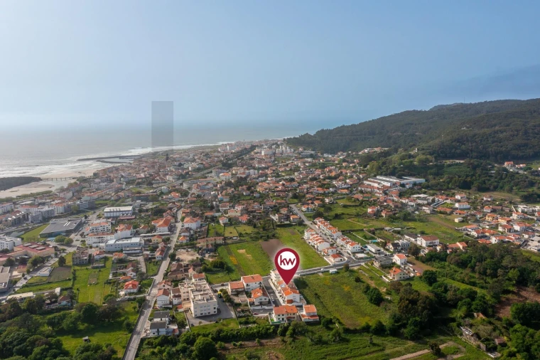 Moradia T4 para Venda em Vila Praia de Ancora Foto 46