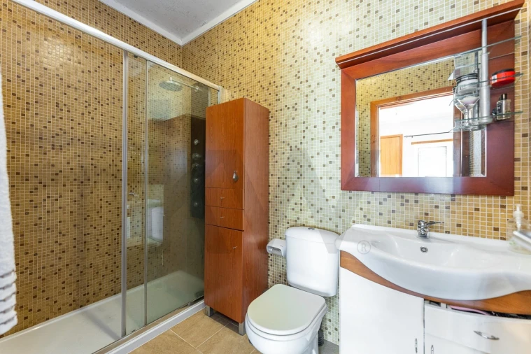 Moradia T4 para Venda em Vila Praia de Ancora Foto 21