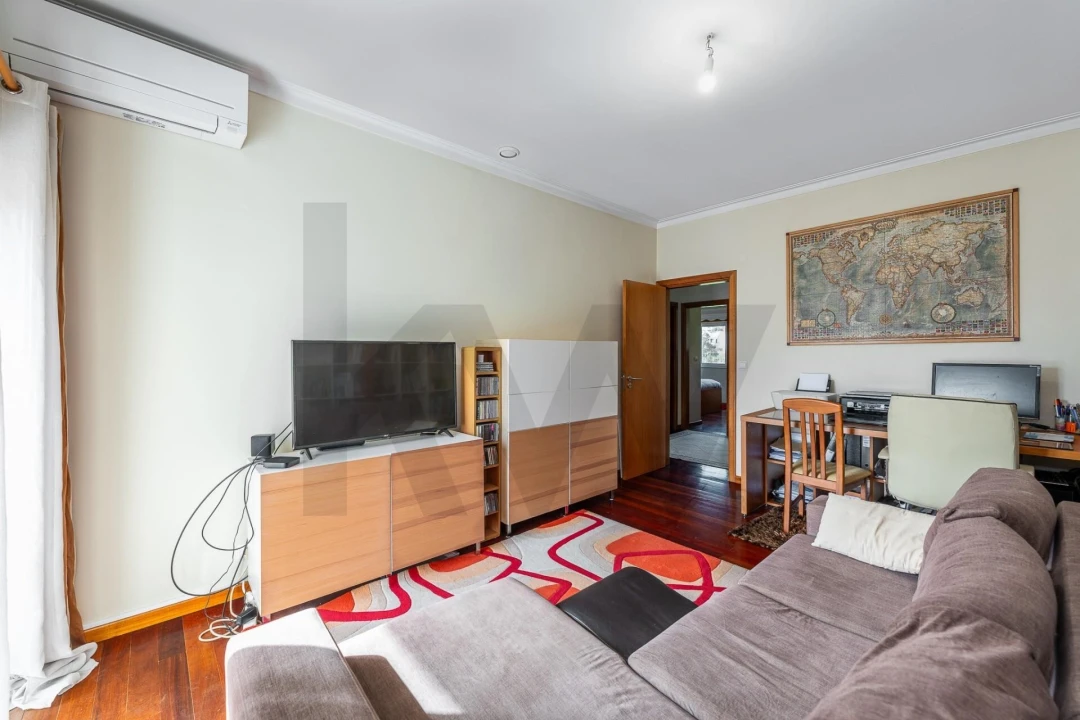 Moradia T4 para Venda em Vila Praia de Ancora Foto 30