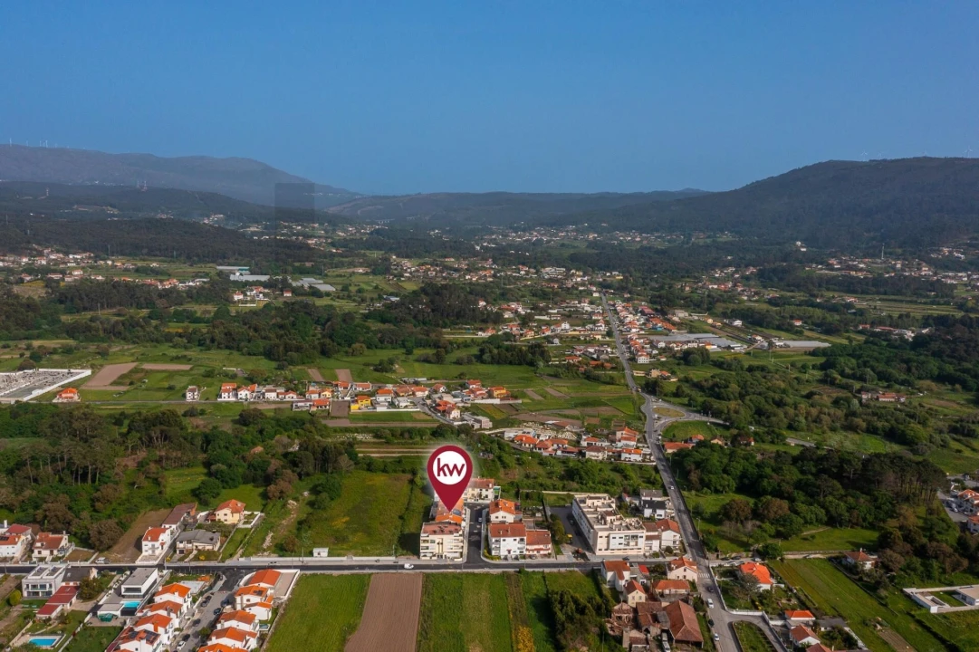 Moradia T4 para Venda em Vila Praia de Ancora Foto 39