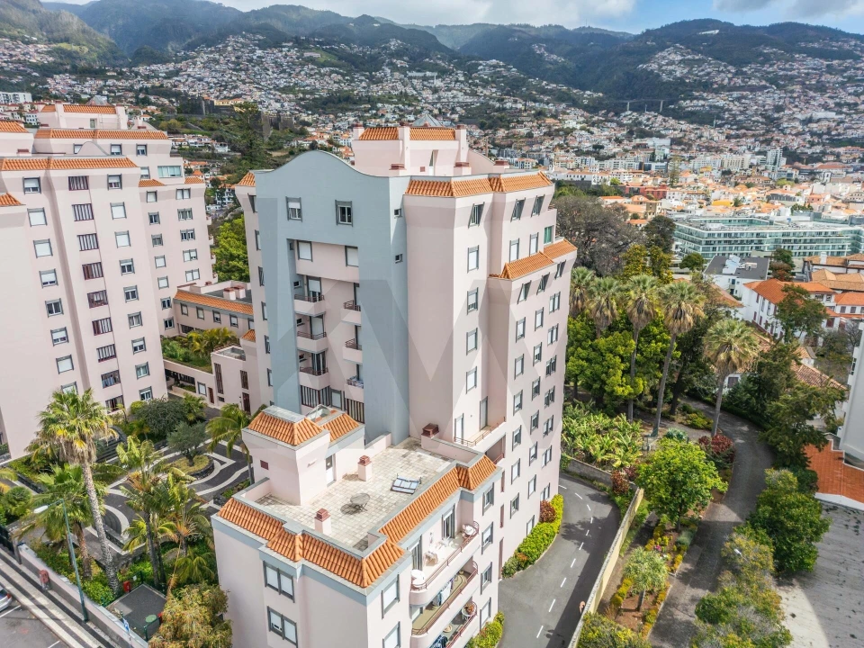 Apartamento T4 para Arrendamento em Funchal (Se) Foto 39