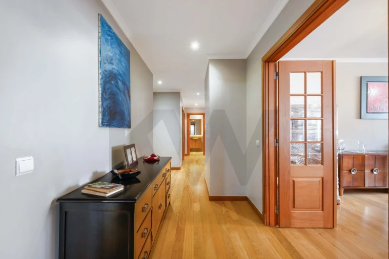 Apartamento T4 para Arrendamento em Funchal (Se) Foto 14