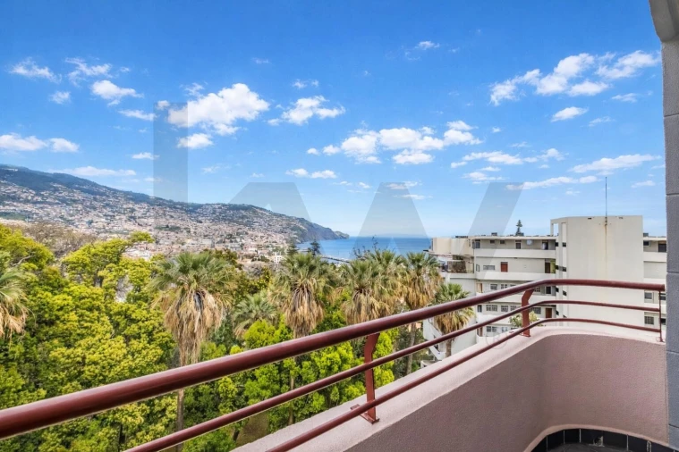 Apartamento T4 para Arrendamento em Funchal (Se) Foto 3