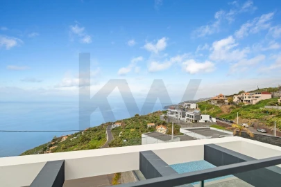 Moradia T3 para Venda em Ribeira Brava