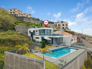 Moradia T3 para Venda em Ribeira Brava