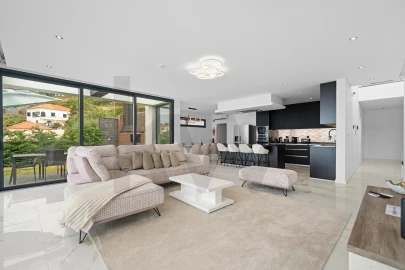 Moradia T3 para Venda em Ribeira Brava